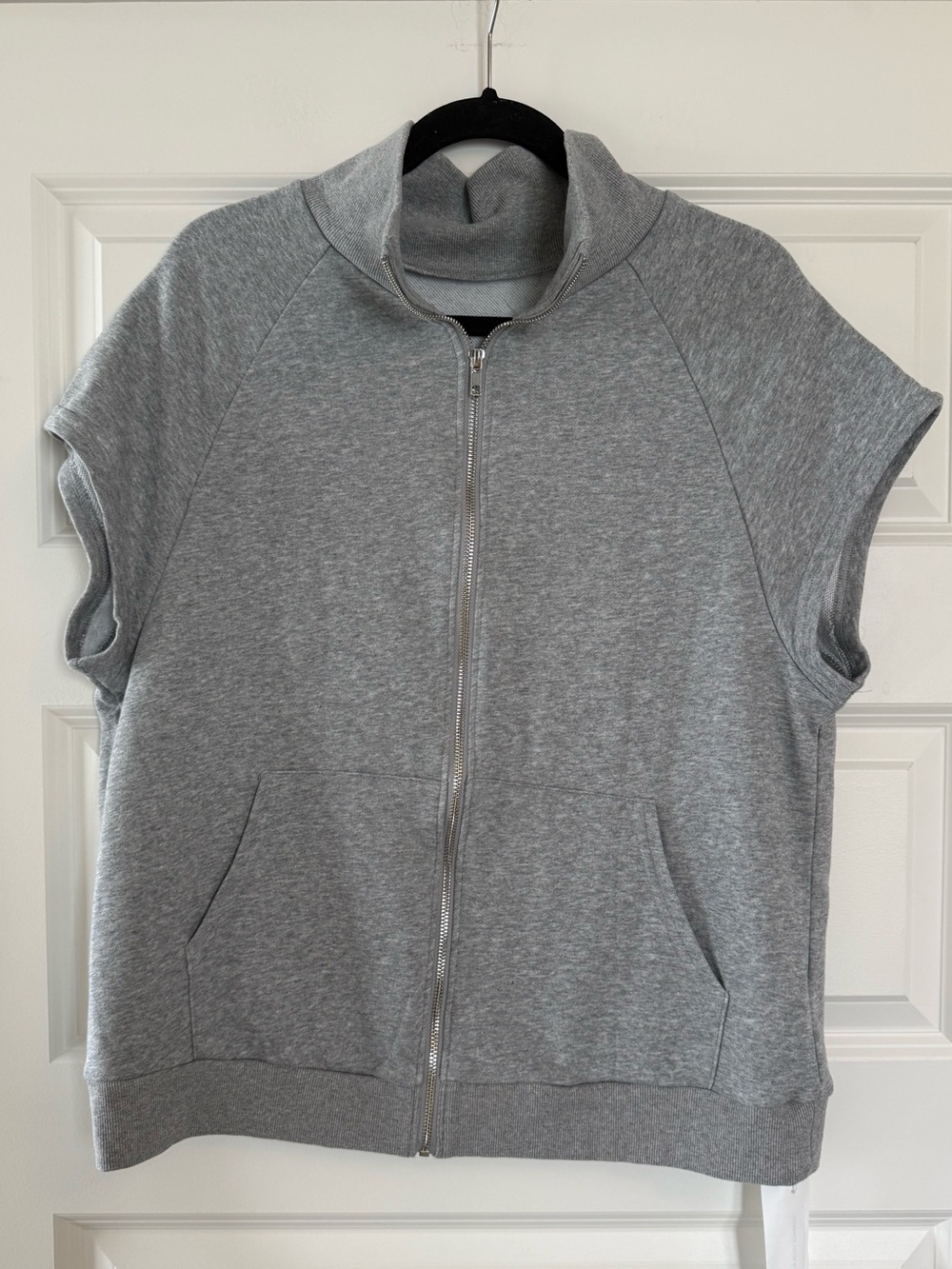 NWT Fiseow Oversized Full Zip